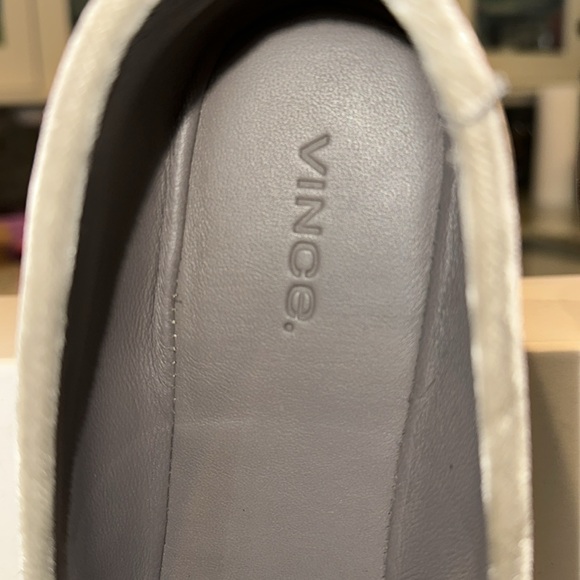 VINCE Bray Velvet Loafers - Picture 3 of 7